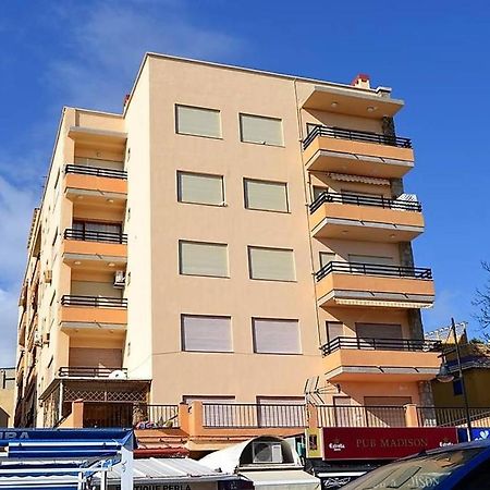 Elizabeth Beach Apartment With Seaviews! Торемолинос Екстериор снимка