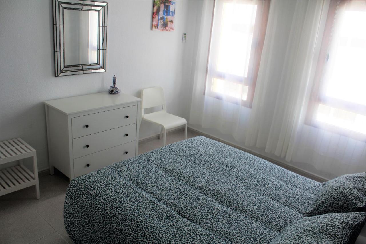 Elizabeth Beach Apartment With Seaviews! Торемолинос Екстериор снимка