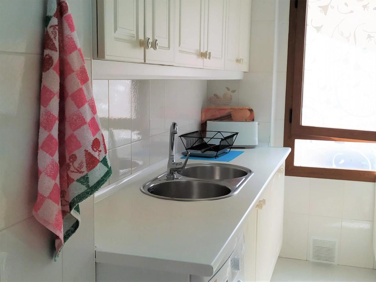 Elizabeth Beach Apartment With Seaviews! Торемолинос Екстериор снимка